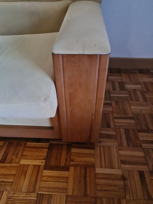 Sofás em pinho da Cerne grandes