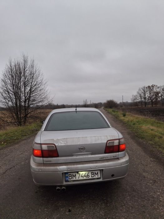 Опель Омега б. 2000р