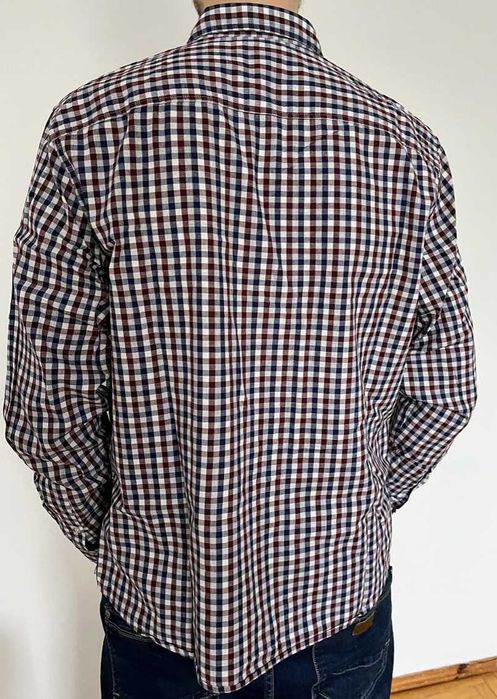 Koszula męska w czerwoną kratę