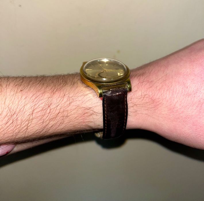 Relógio omega genéve