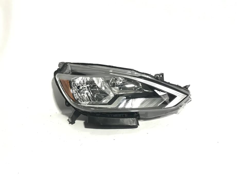 NISSAN SENTRA Фара правая левая 2016 2017 2018