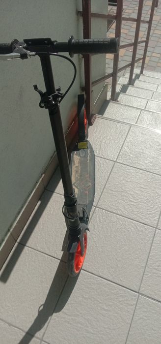 Продам самокат б/у.