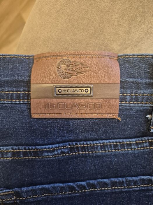 Nowe jeansy RB CLASSIC – klasyczne