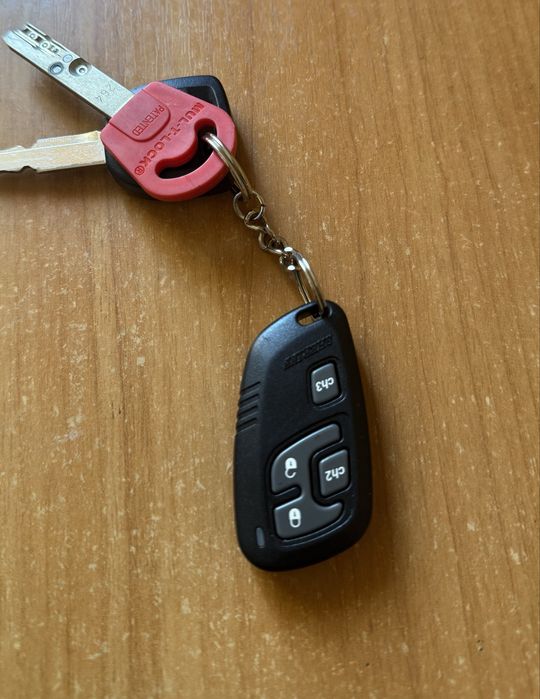 Mazda 3 BK 2006 ключ + сервісний ключ +  ОРИГ