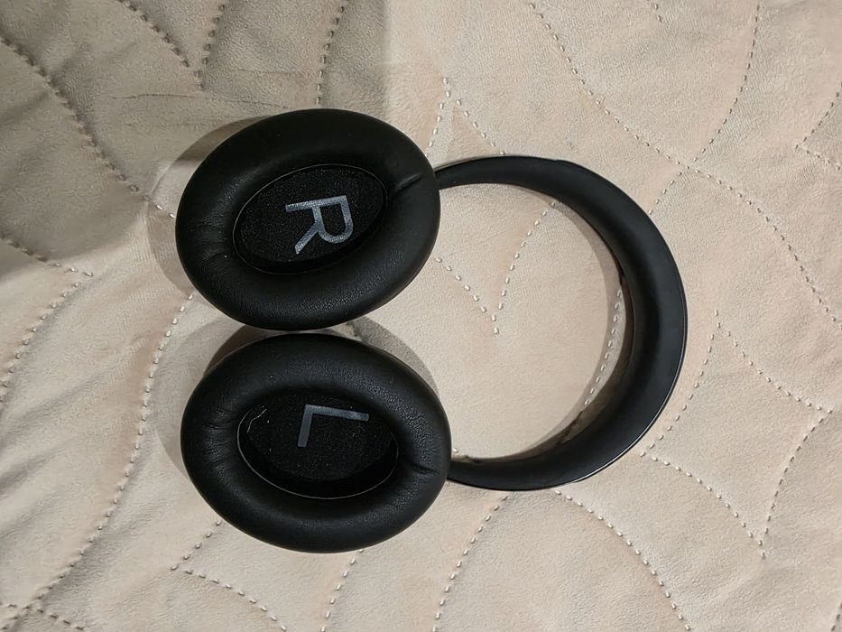 Headphones Bose NC 700