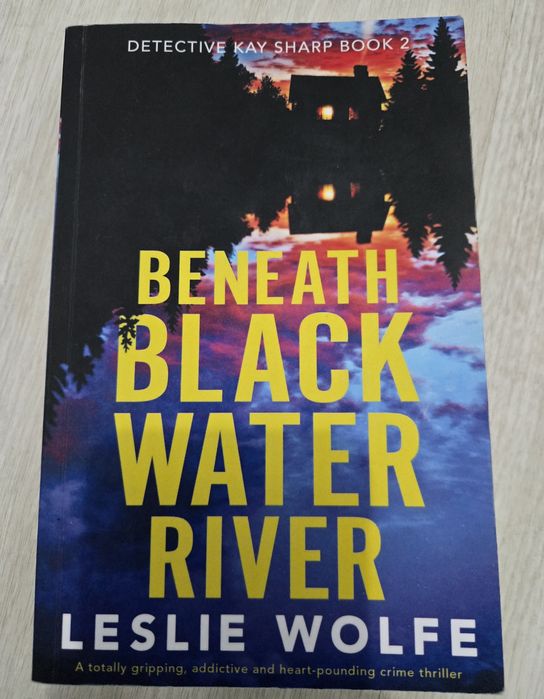 Livros Leslie Wolfe - Saga Kay Sharp