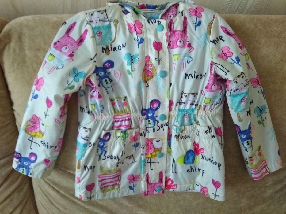 Ветровка для девочки