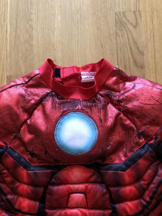 Костюм залізноі людини тоні старка карнавальний маскарадний на 6-7 рок