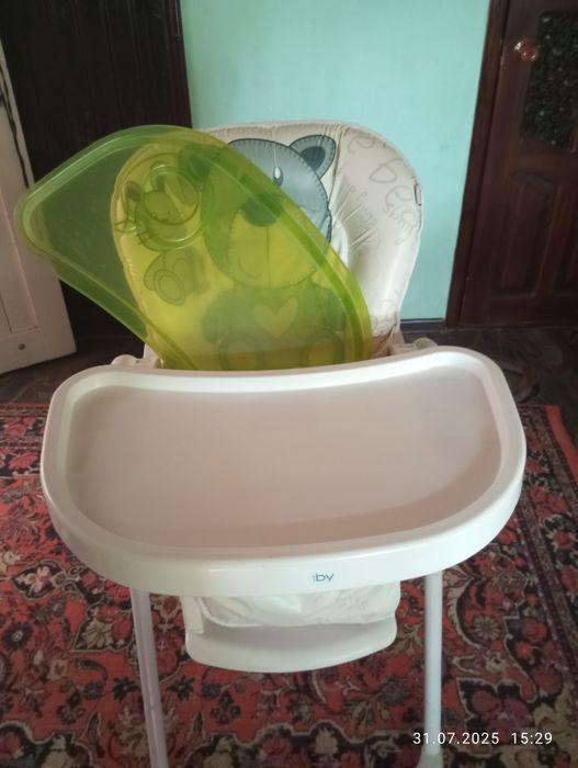 Продам стільчики для годування