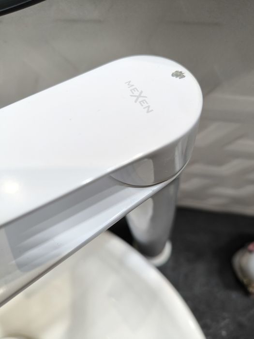 Bateria umywalkowa wysoka biała MEXEN ROYO - 2 szt.