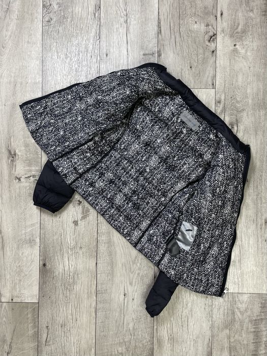 Calvin klein куртка пуховик S размер женская стеганая