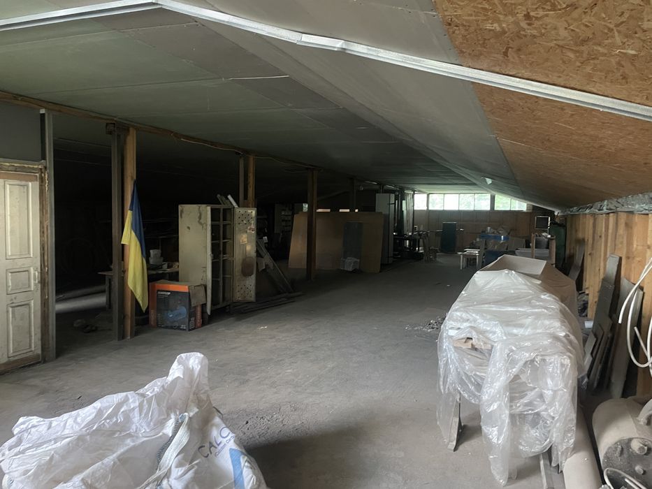 Цех по изготовлению столярных изделий и мебели