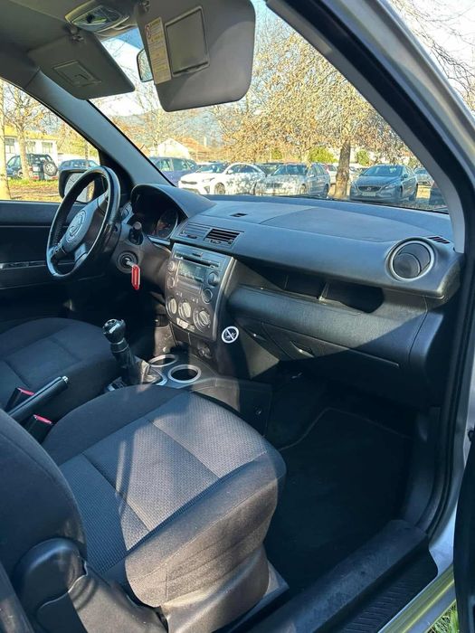 Mazda 2 2007 gasolina excelente estado