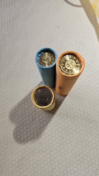 Moedas correntes em rolo cegos 2024