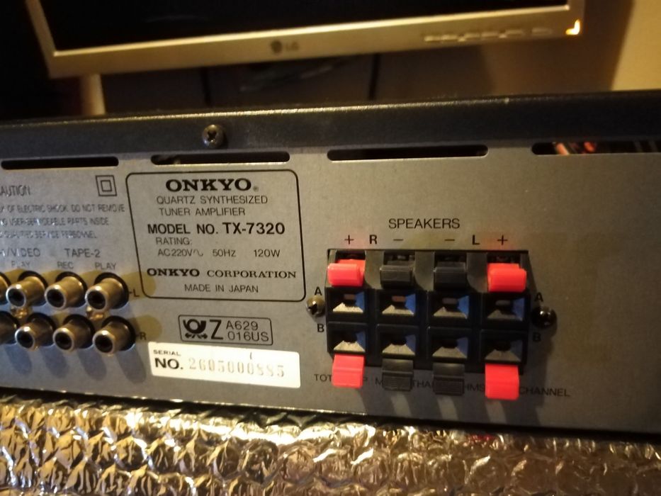 Amplificador Onkyo com rádio Mod TX 7320