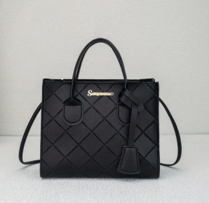 сумочка чорна нова