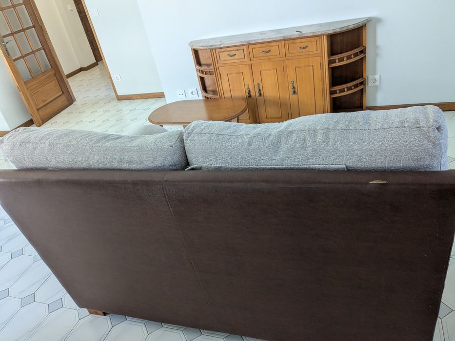 Sofá 2 lugares muito confortável