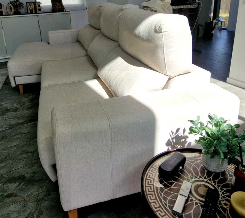 Sofá com long chaise