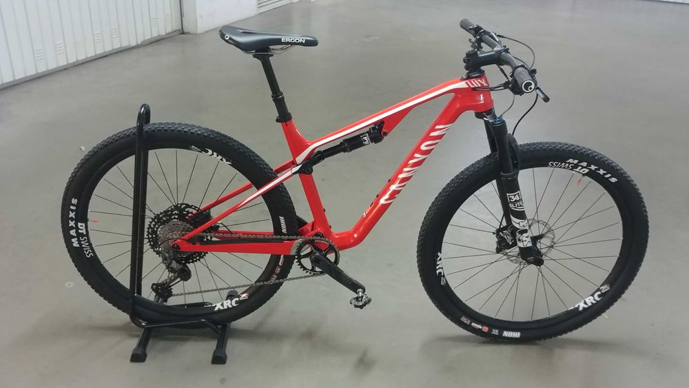 CANYON LUX CF SL 8.0 Race Team