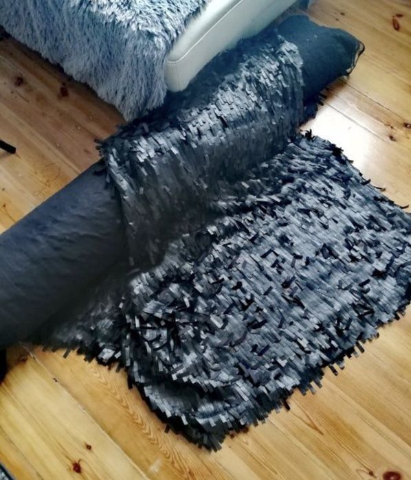 Tkaniny materiały odzieżowe dzianiny krawiectwo