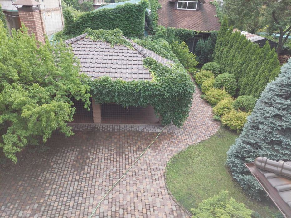 Оренда  приватного будинку у центрі Києва мангал  тераса парковка