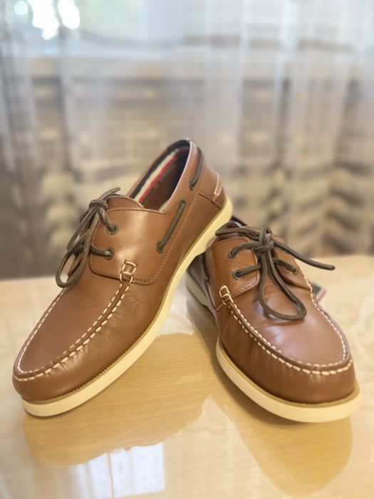 Туфлі шкіряні Tommy Hilfiger