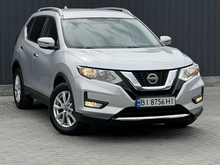 Nissan Rogue SV 2017 рік