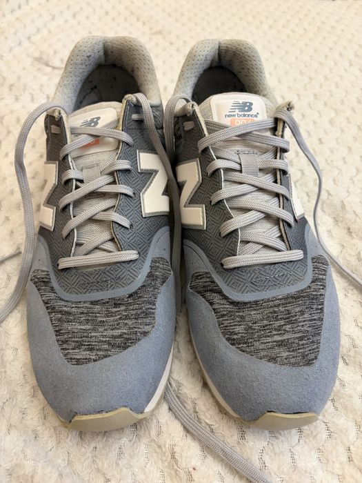 New Balance 996