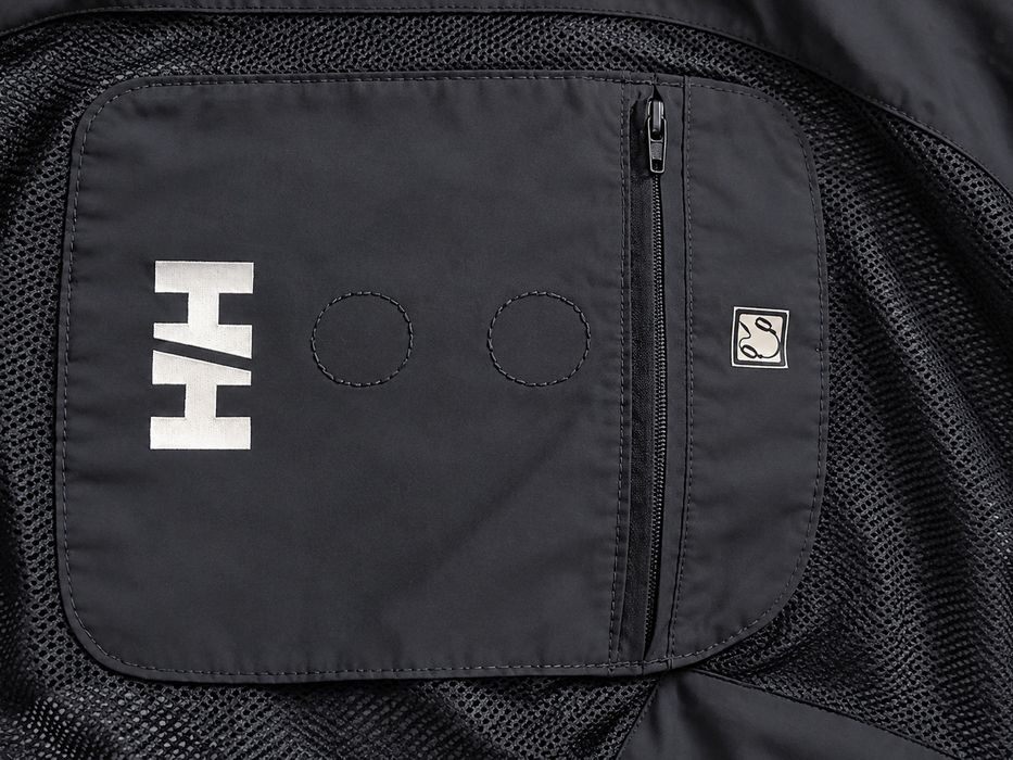 Куртка Helly Hansen — сіра вітровка