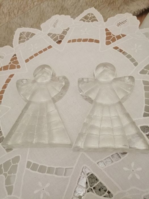Szklane aniołki, świeczniki