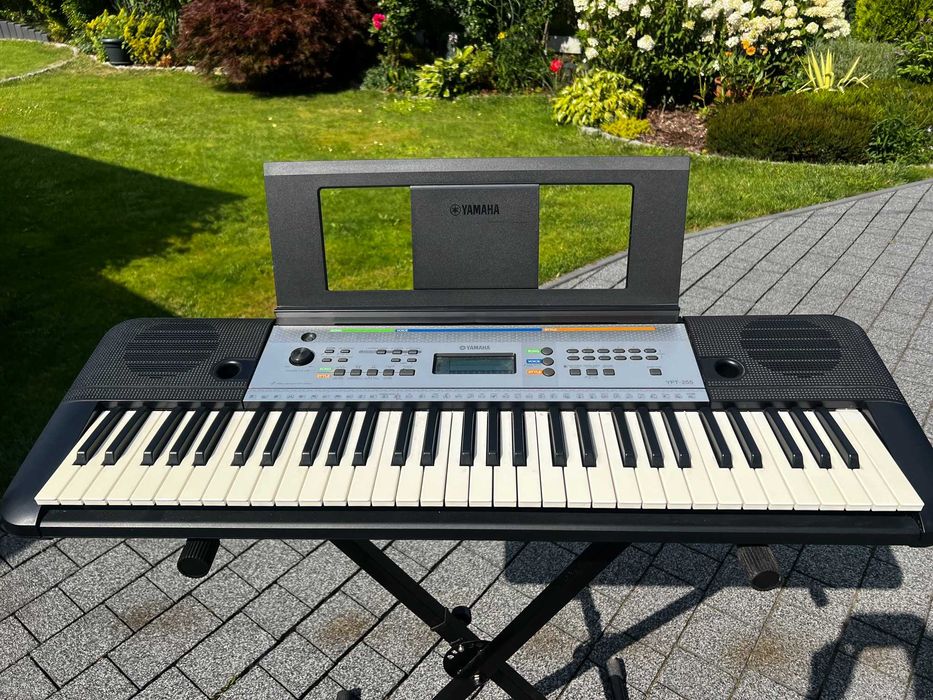 Keyboard YAMAHA YPT-255