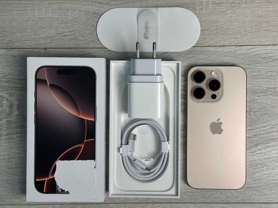 Apple iPhone 16 Pro - 256GB - Desert Titanium Neverlock ІДЕАЛ