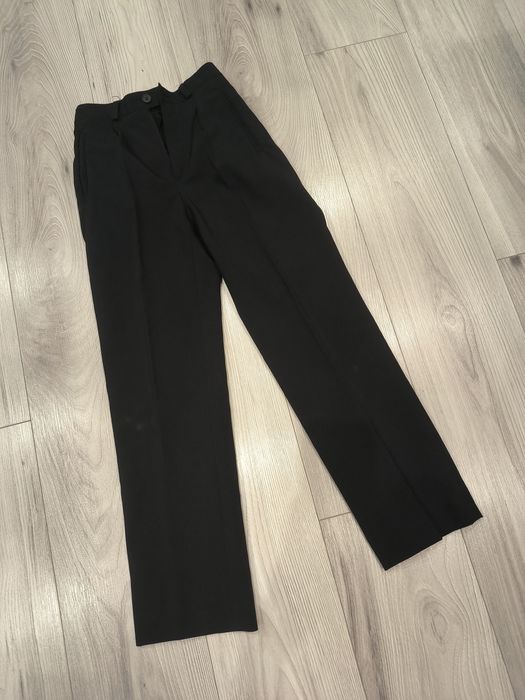 Materiałowe spodnie eleganckie dla chłopca rozmiar 140/146