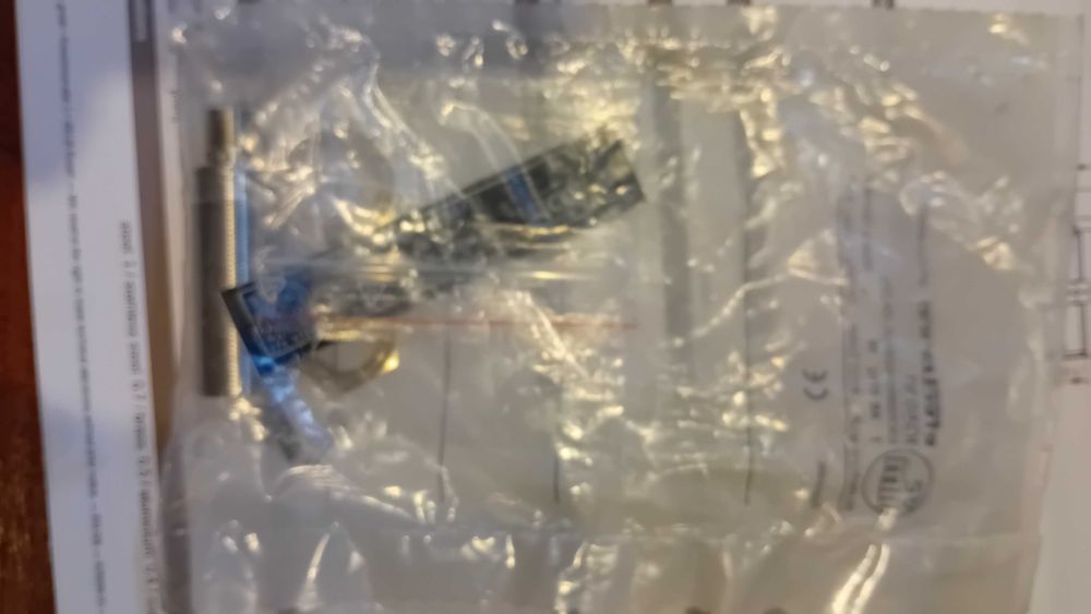 Sensor indutivo 18mm 24vdc PNP IFM