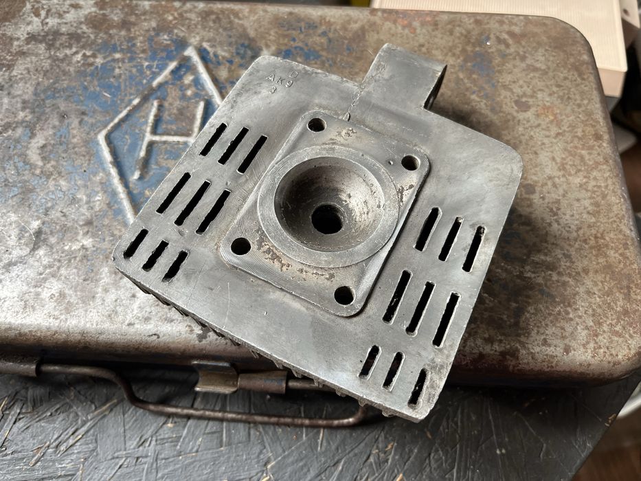 Romet Motorynka Kadet Ogar glowica ucho silnika oryginal