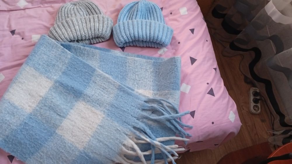 Шикарний набір об'ємна шапка+об'ємний шарф