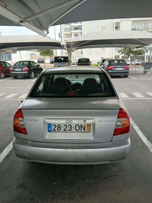 Hyundai  accent gls
