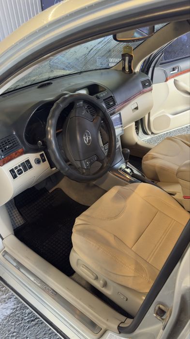 Toyota avensis можливий обмін