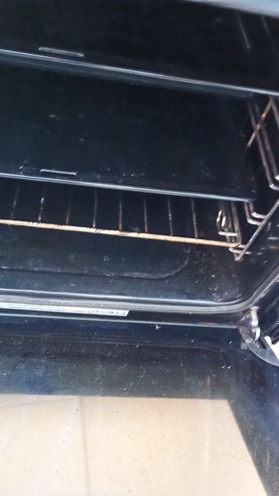 Piekarnik  dobry oddam za darmo