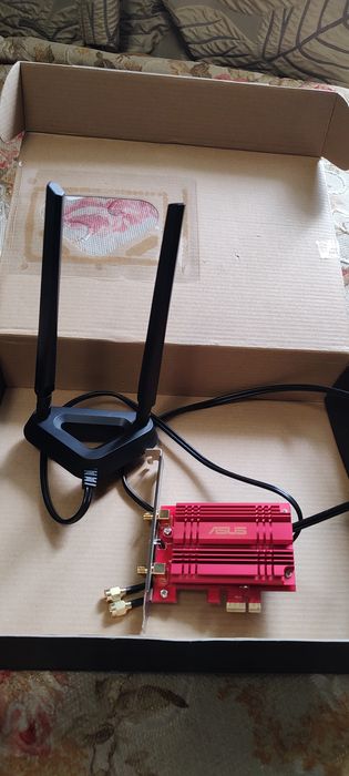 PCE-AC56 від Asus — це бездротовий, дводіапазонний адаптер WiFi