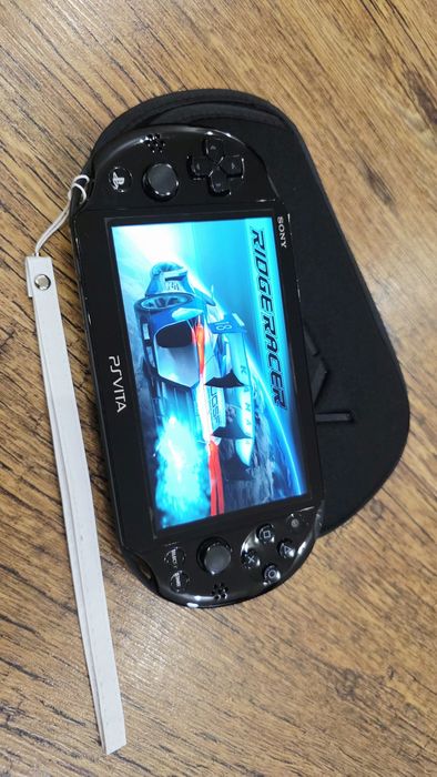 Sony Ps Vita Slim 64гиг 60 игр + чехол!