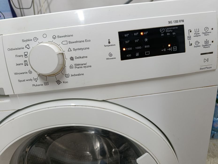 Pralka Electrolux 5kg 1200obr/min A++ slim 38cm