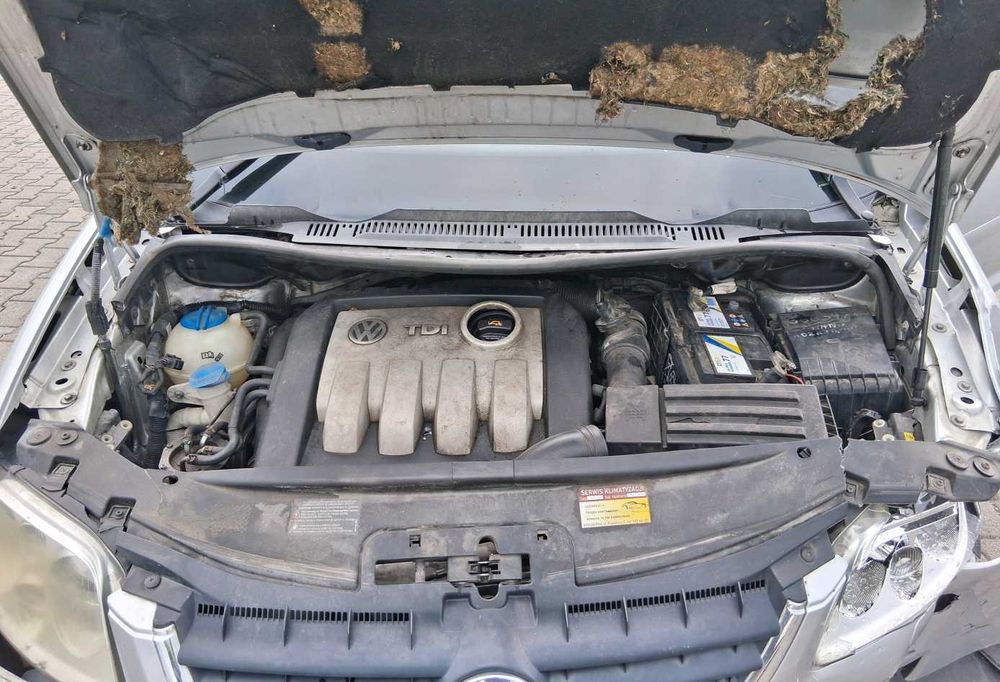 2003 Volkswagen Touran 1.9 TDI AVQ 101 KM LAKIER LA7W Silnik Skrzynia części