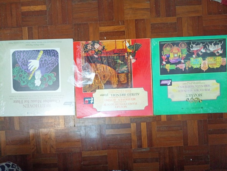 3 discos de vinil 	Mozart; beethoven	Selo:	Turnabout 		Como novos!
