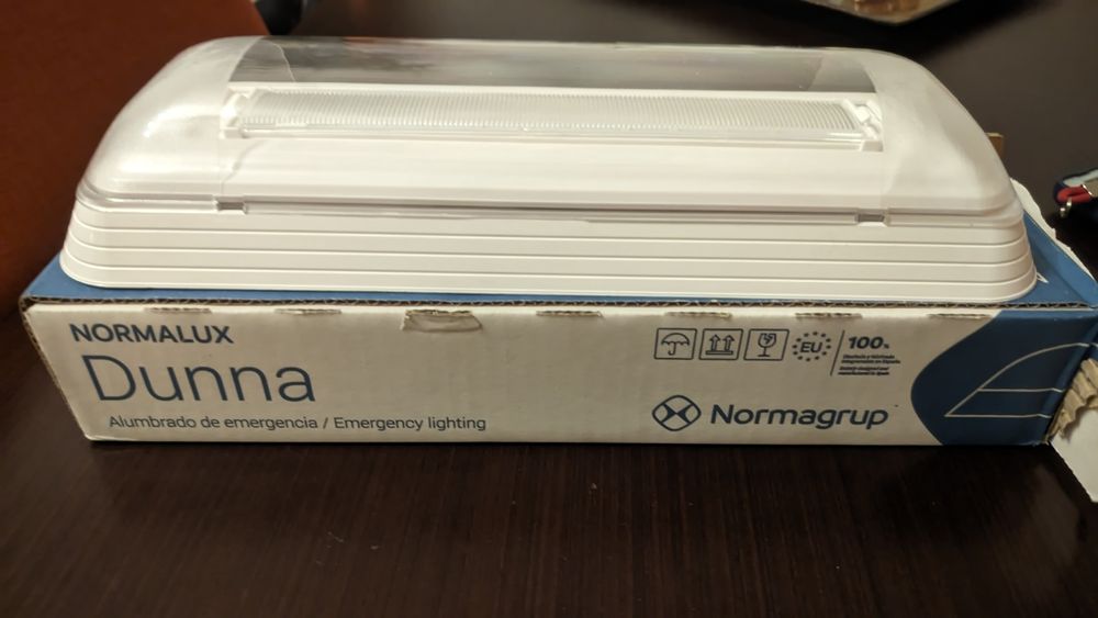 Lâmpada de emergência em LED DUNNA DL-60M