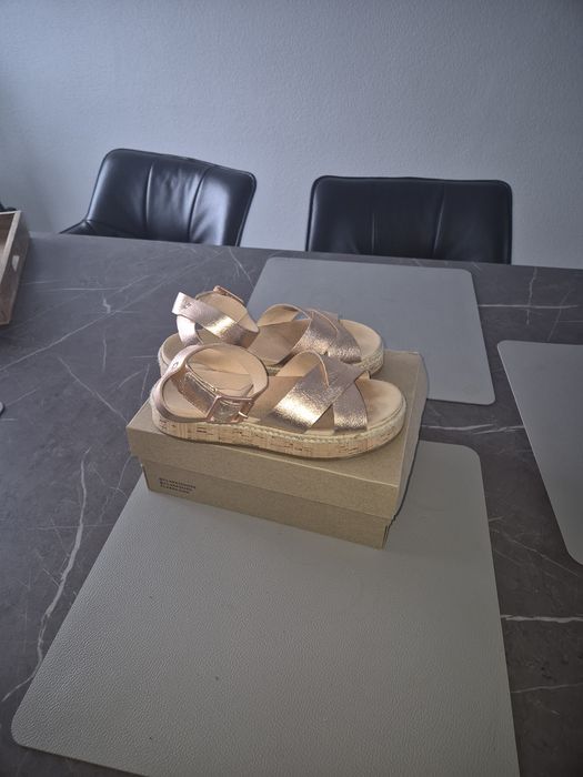 Sandały Clarks rozm. 37 damskie