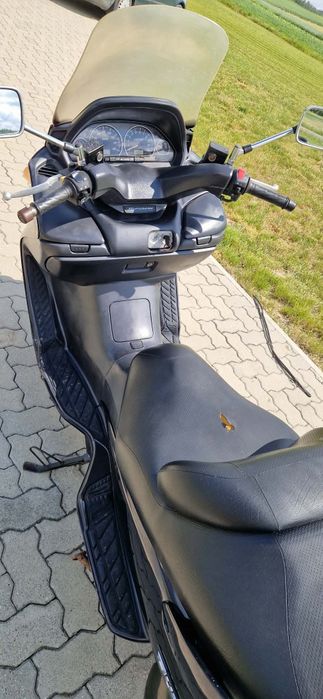 Suzuki Burgman 400