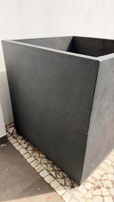 Vaso grande dimensões 1m x 1m