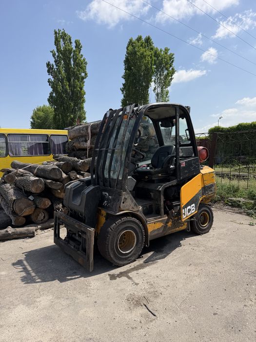 JCB TLT 30g (2105р, газовий).