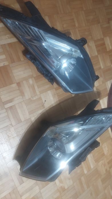 Lampy przód prawa lewa citroen c6 xenon ładne